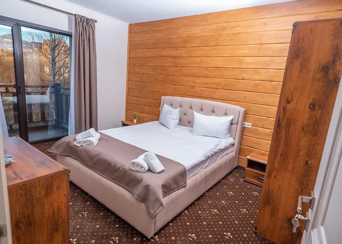 Hotel Nesh